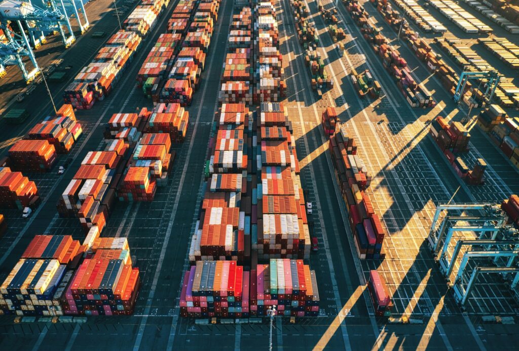 Solving port logistics challenges with IoT